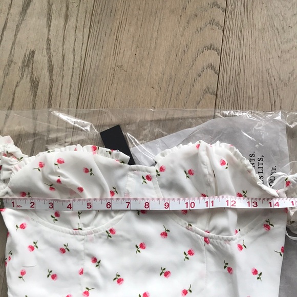 🌷💐Floral print sweetheart neck crop top - Picture 3 of 6